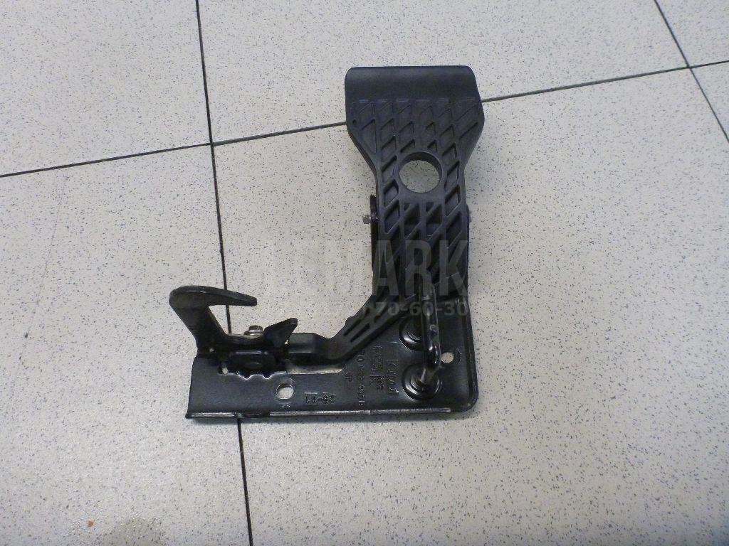 Крючок капота для  Acura TSX 2009-2014