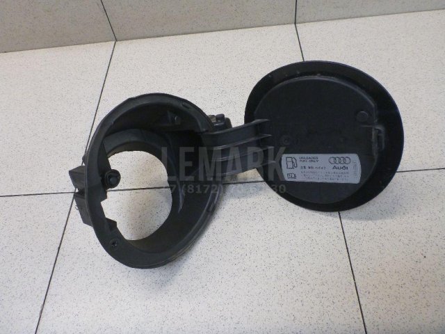 Лючок бензобака