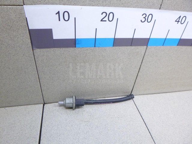 Клапан вентиляции топливного бака