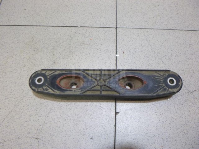 Кронштейн глушителя