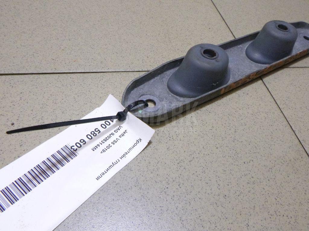 Кронштейн глушителя