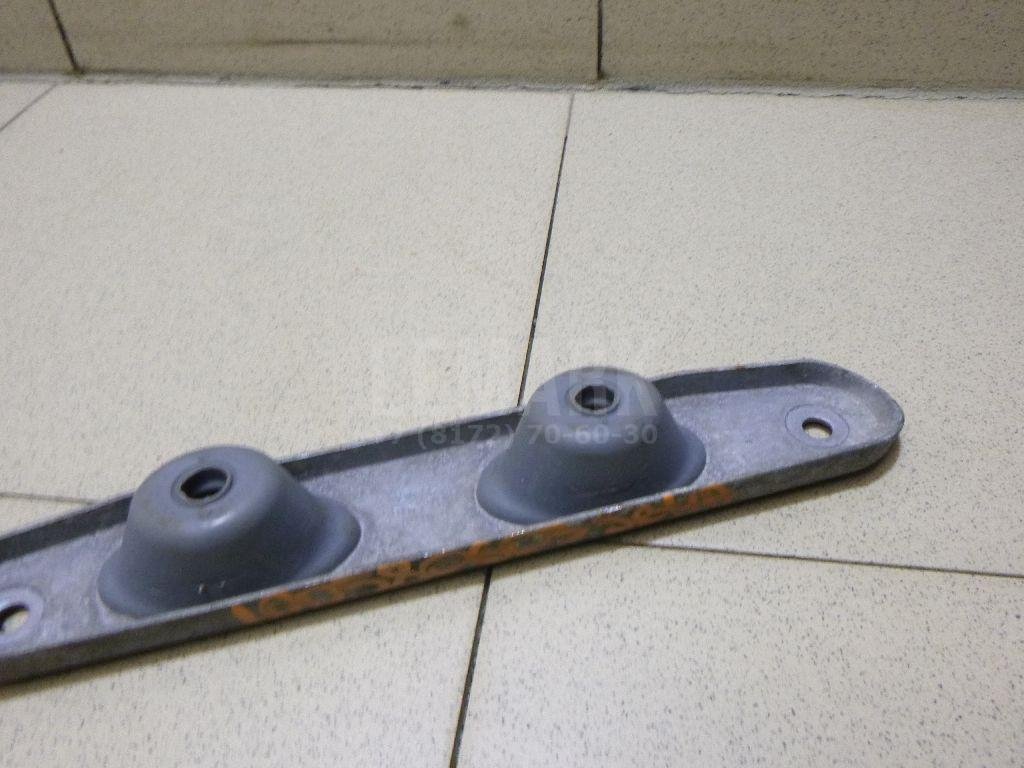 Кронштейн глушителя