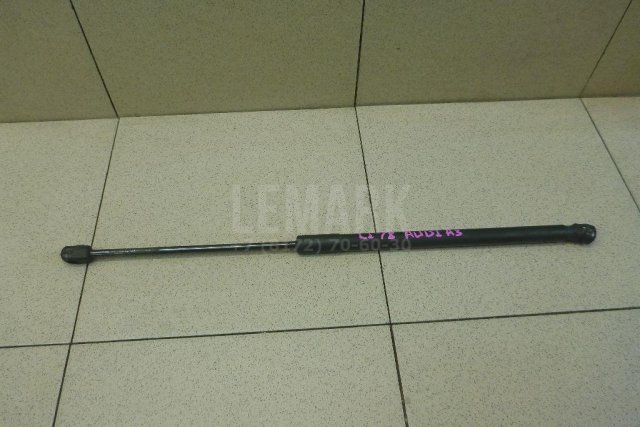 Амортизатор двери багажника