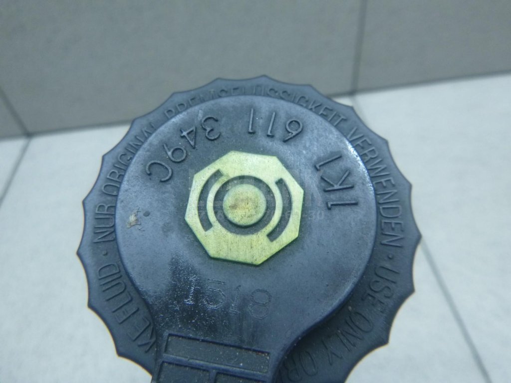 Крышка бачка тормозной жидкости