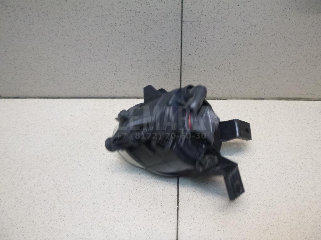 Фара противотуманная правая