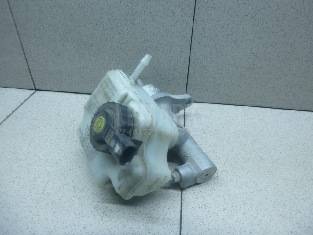 Цилиндр тормозной главный