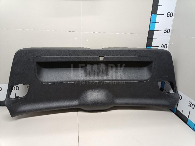 Обшивка двери багажника