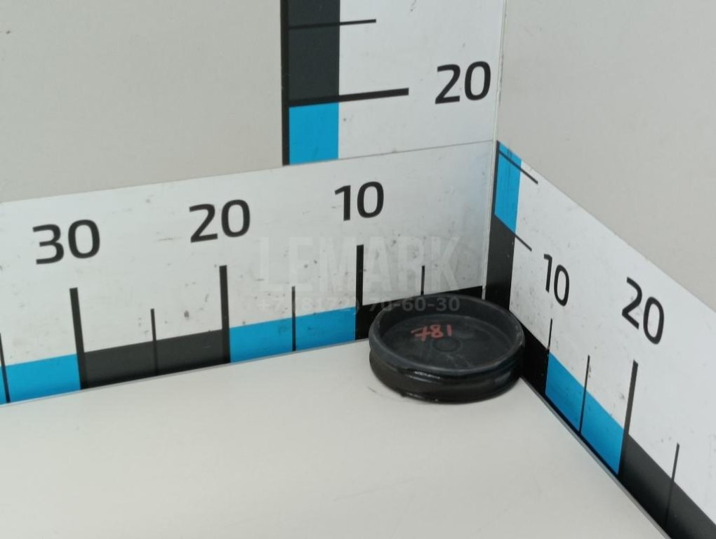 Крышка коленвала передняя