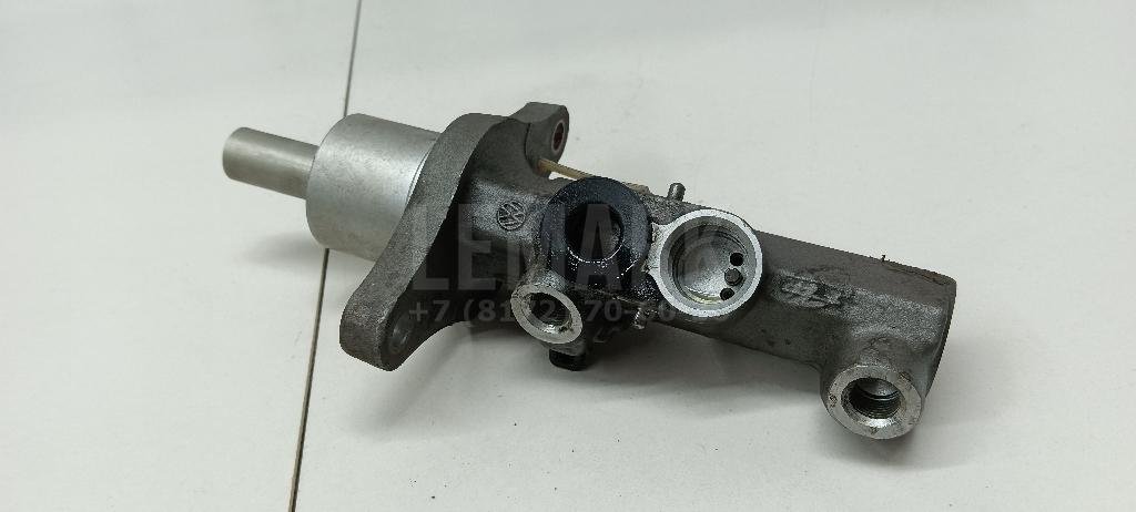 Цилиндр тормозной главный