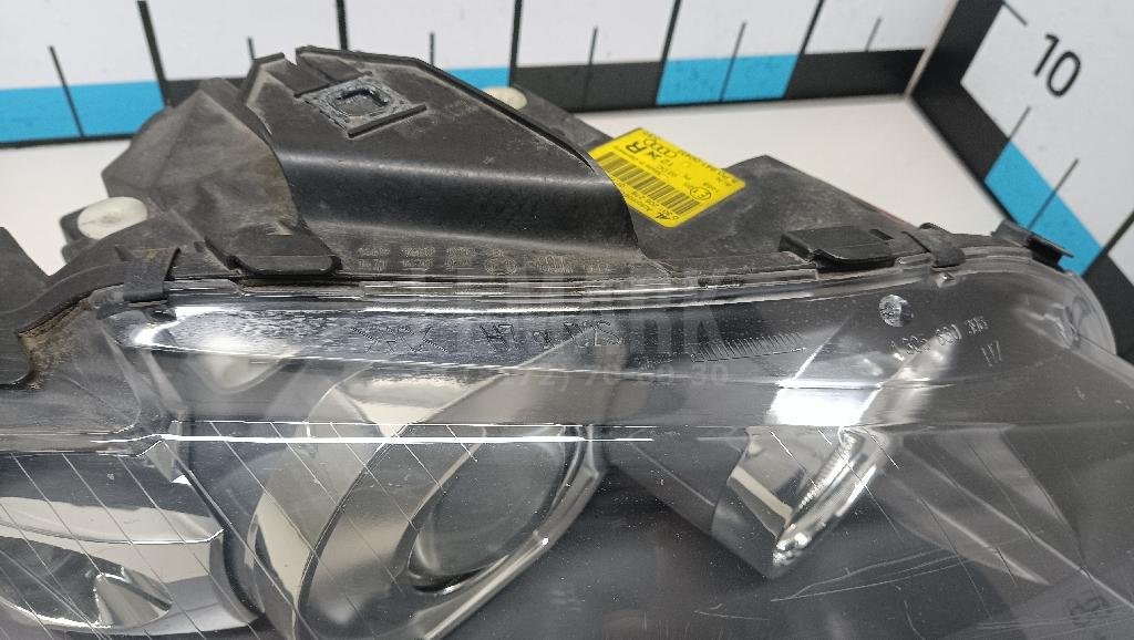 Фара правая для  Acura MDX 2001-2006