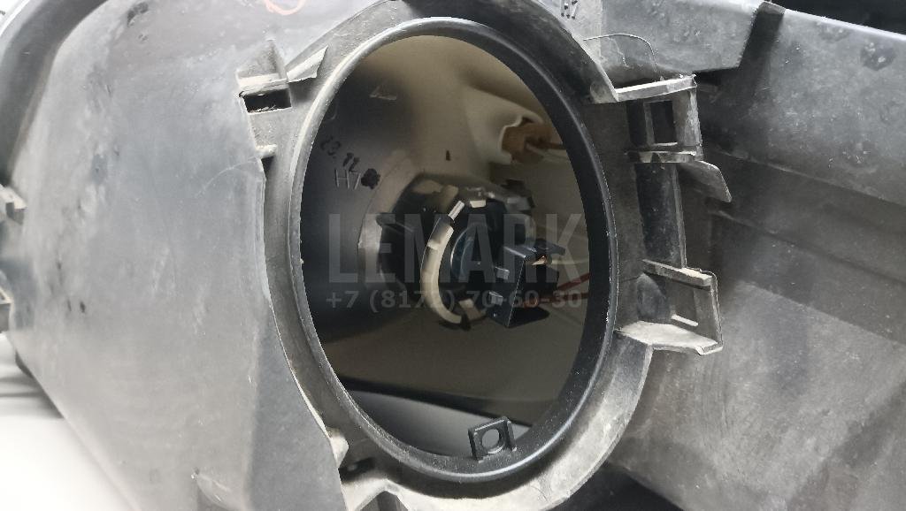 Фара правая для  Acura MDX 2001-2006