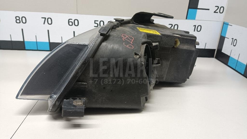 Фара правая для  Acura MDX 2001-2006