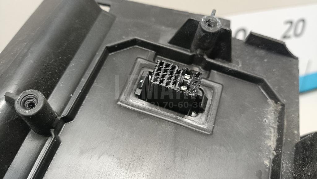 Фара правая для  Acura MDX 2001-2006