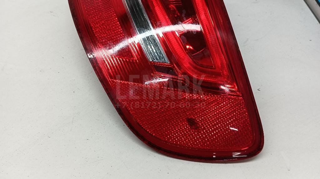 Фонарь задний наружный правый