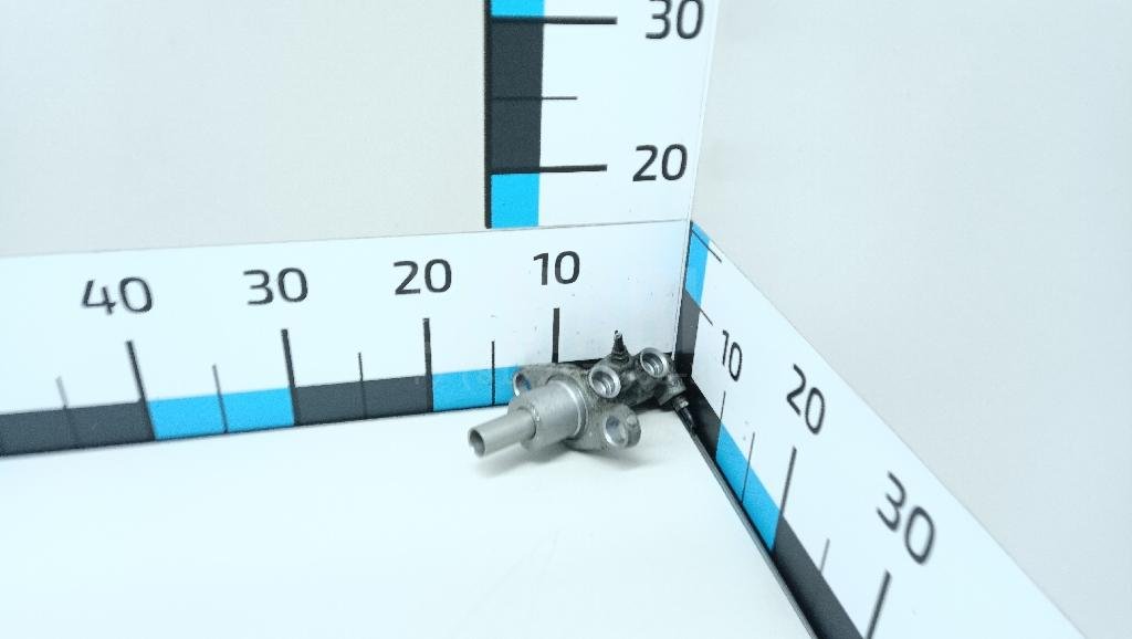 Цилиндр тормозной главный