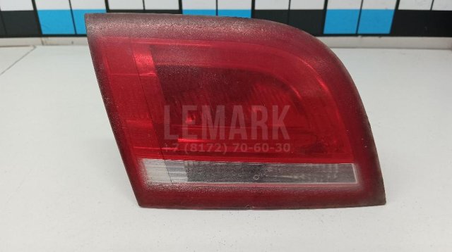 Фонарь задний внутренний левый