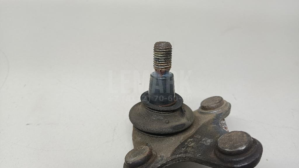 Опора шаровая правая передней подвески