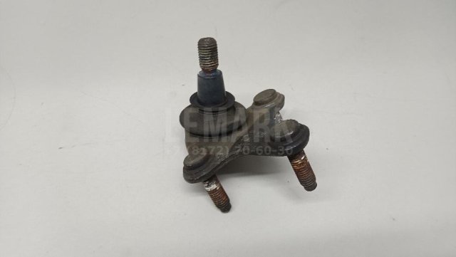 Опора шаровая правая передней подвески