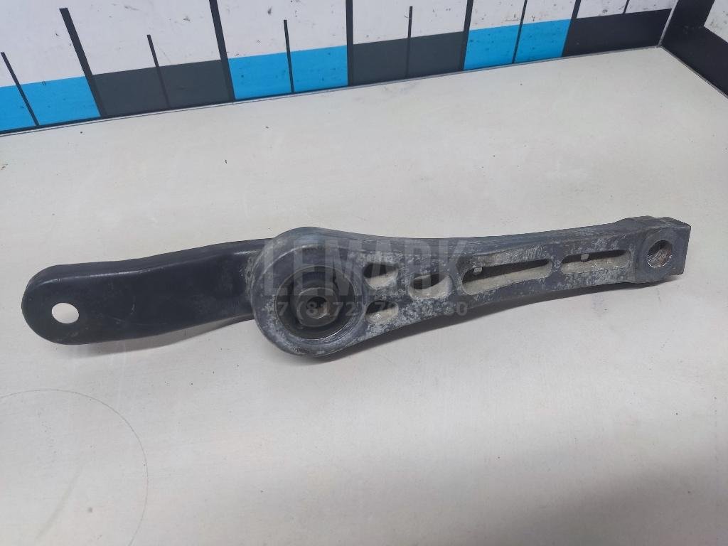 Опора двигателя задняя