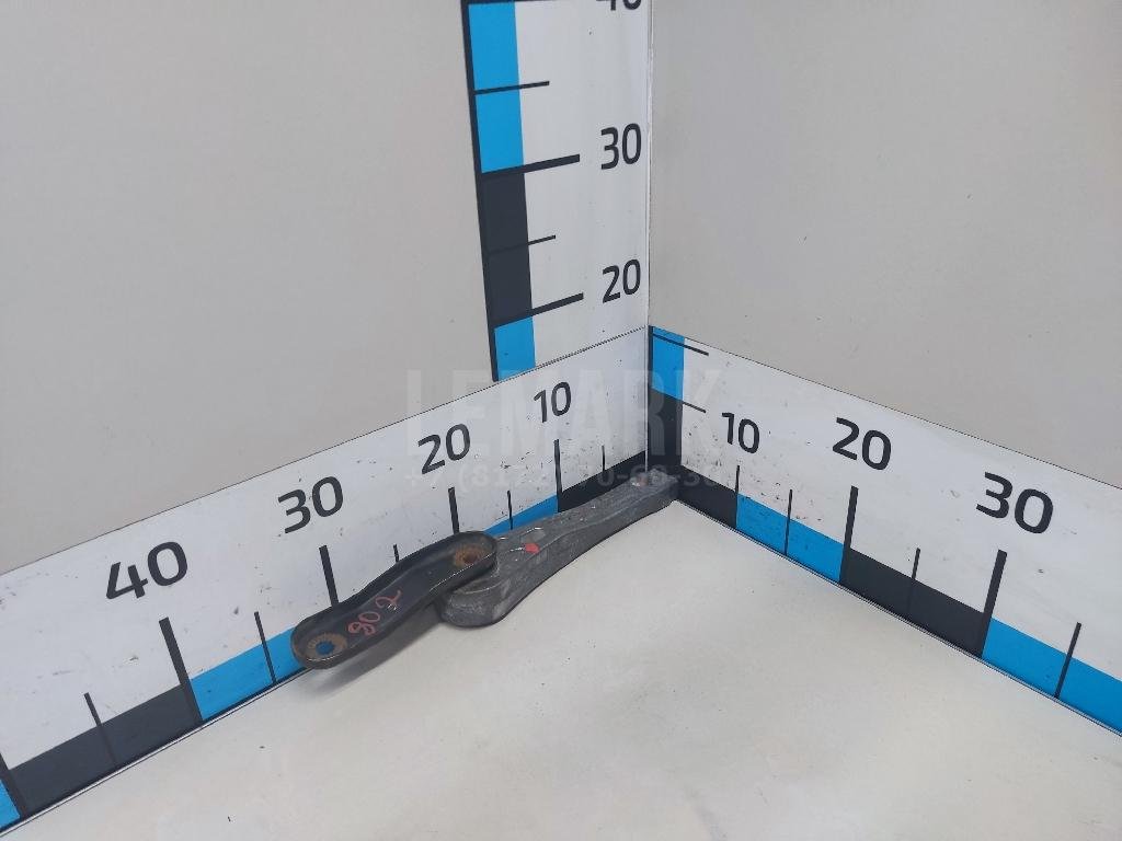 Опора двигателя задняя