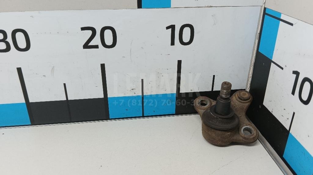 Опора шаровая правая передней подвески