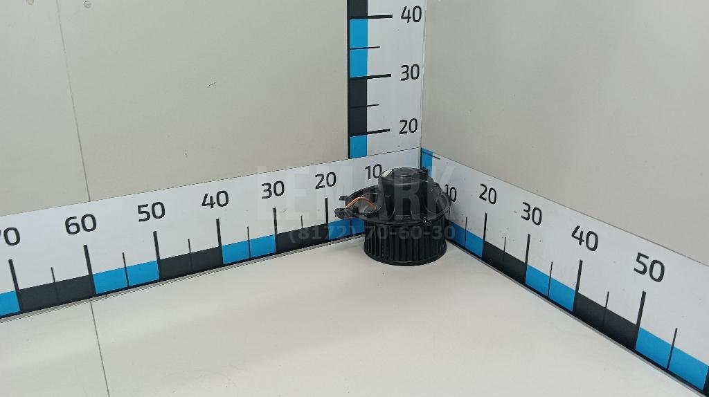 Моторчик отопителя