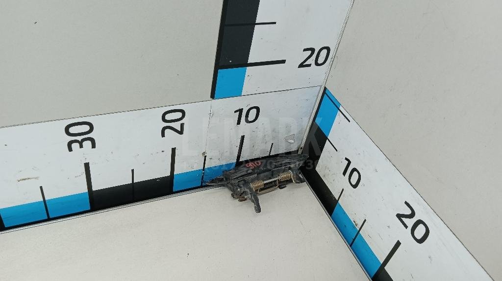 Ручка двери наружная левая