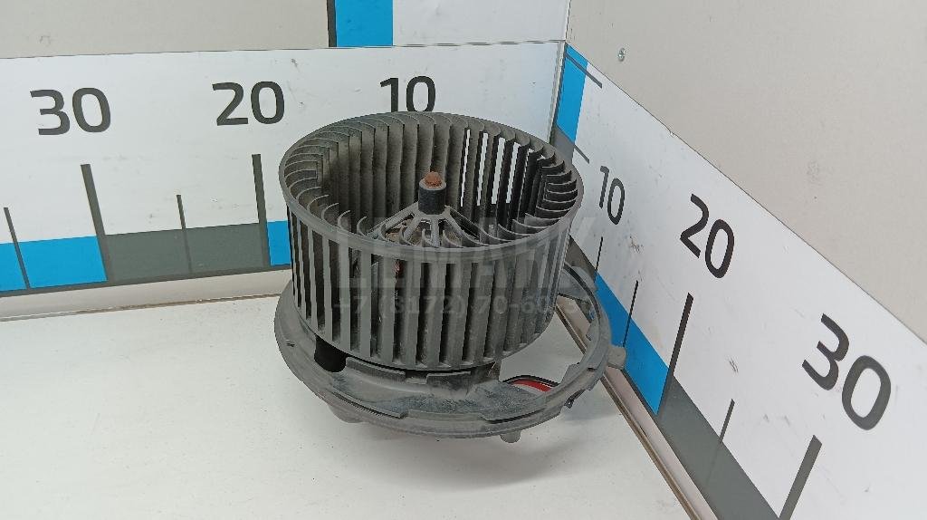 Моторчик отопителя