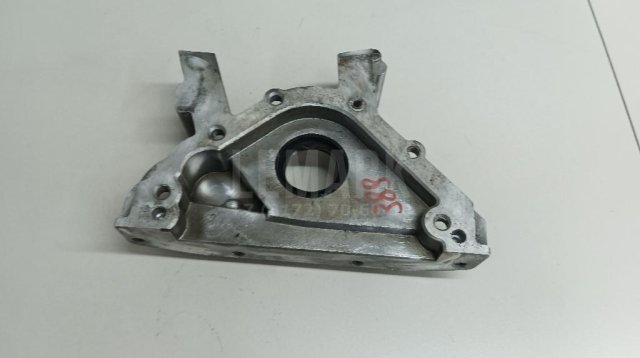 Крышка коленвала передняя