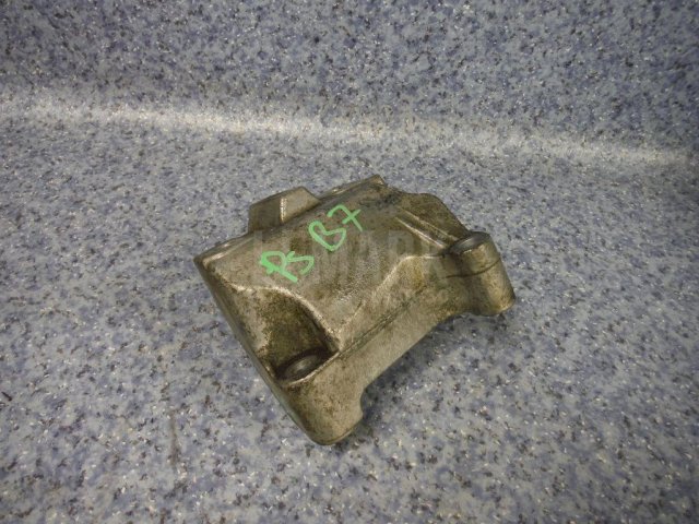 Кронштейн КПП левый