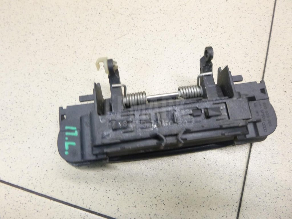 Ручка двери наружная левая