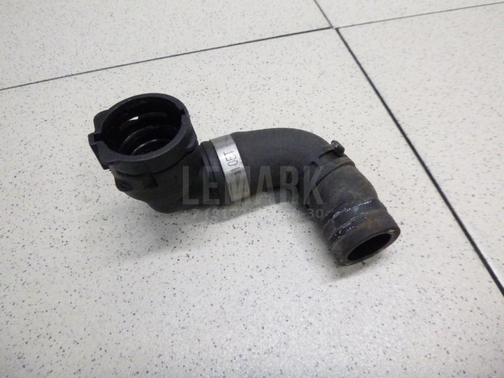 Патрубок отопителя