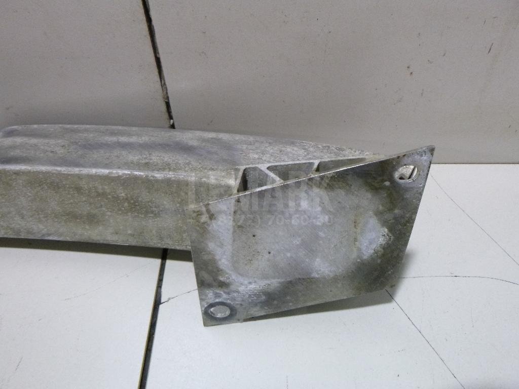 Усилитель заднего бампера