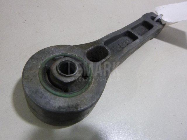 Опора двигателя задняя