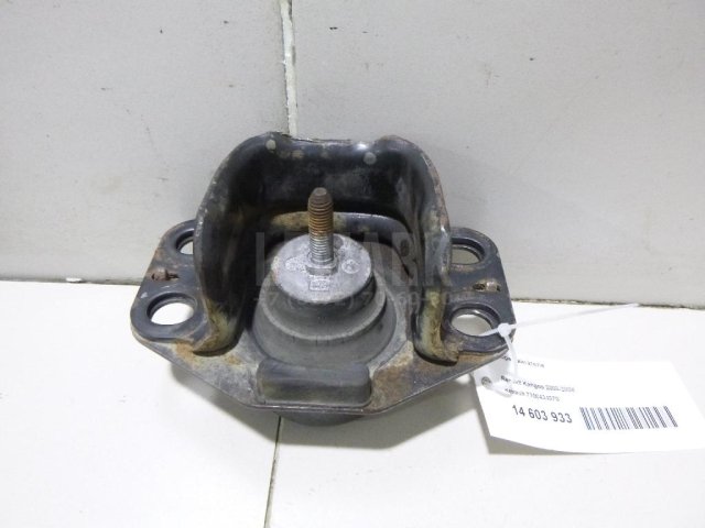 Опора двигателя