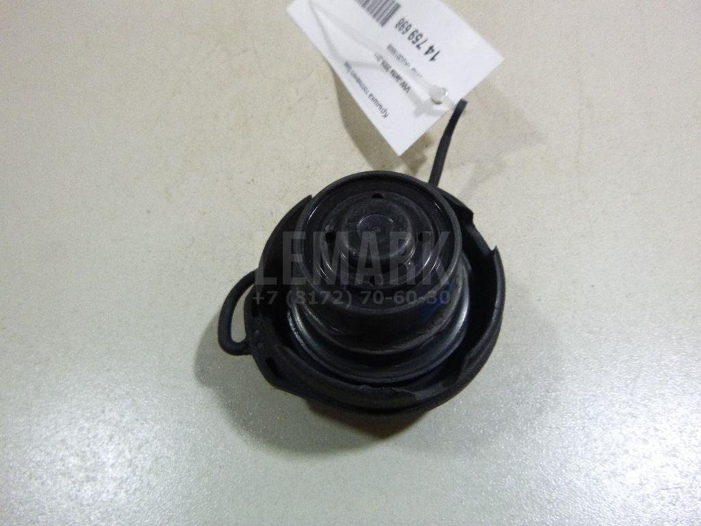 Крышка топливного бака