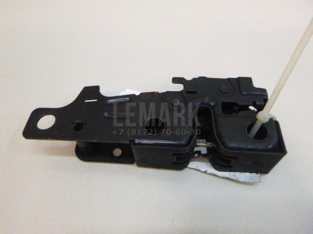 Замок капота