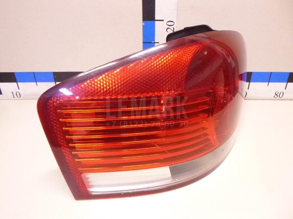Фонарь задний левый для  Audi A4 [B5] 1994-2001