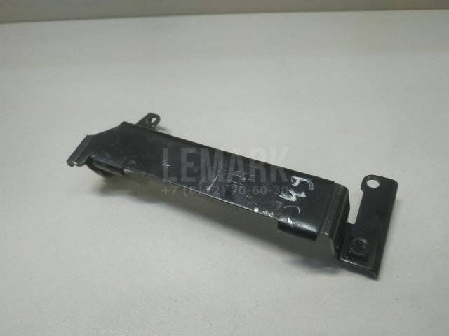 Кронштейн блока управления двигателем