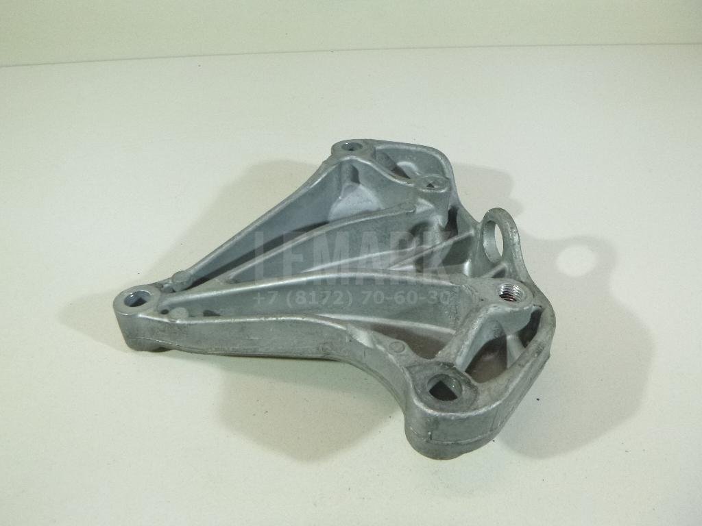 Кронштейн КПП левый