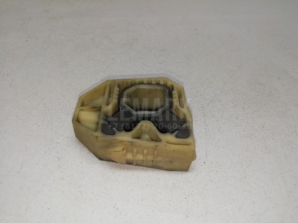 Кронштейн радиатора