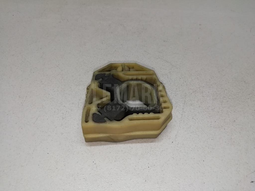 Кронштейн радиатора