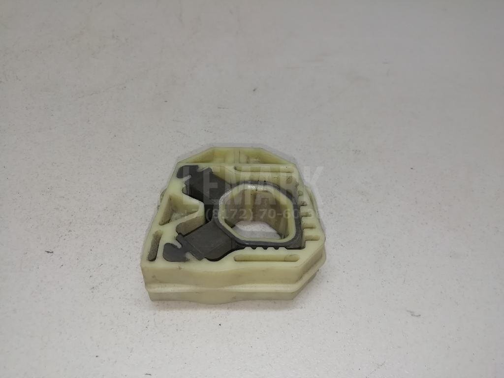 Кронштейн радиатора для  Audi A4 [B8] 2007-2015