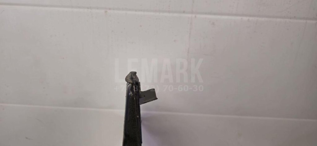 Крышка двигателя передняя