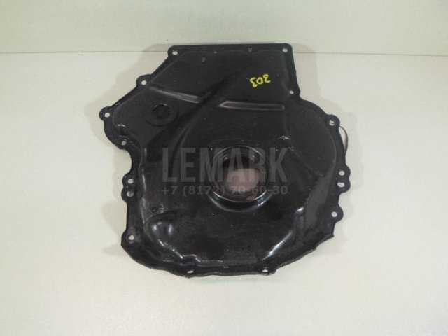 Крышка двигателя передняя