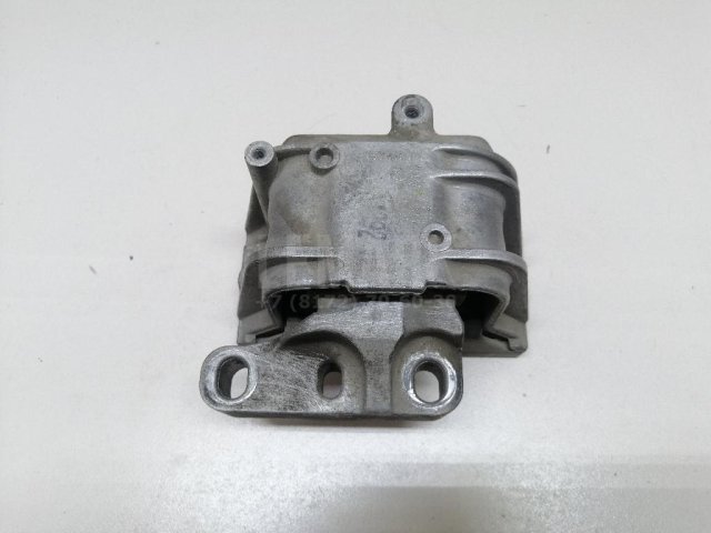 Опора двигателя правая