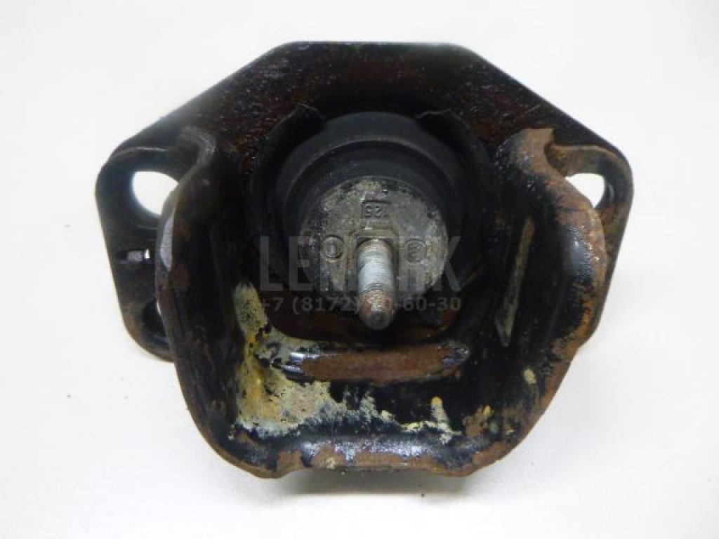 Опора двигателя