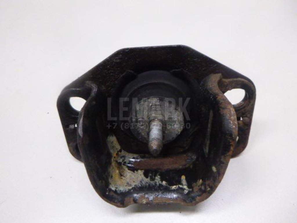 Опора двигателя