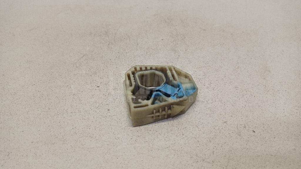 Кронштейн радиатора