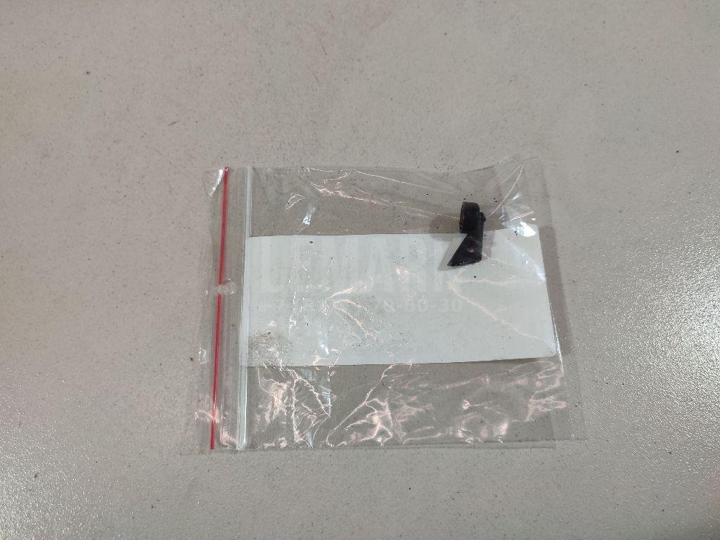 Форсунка омывателя зад стекла